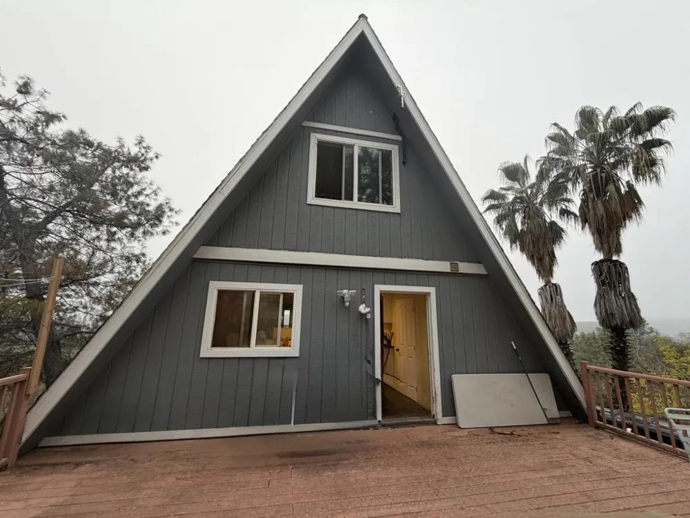 2461 Quail Oaks Road Valley Springs, CA 95252