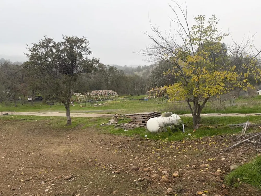 2461 Quail Oaks Road Valley Springs, CA 95252
