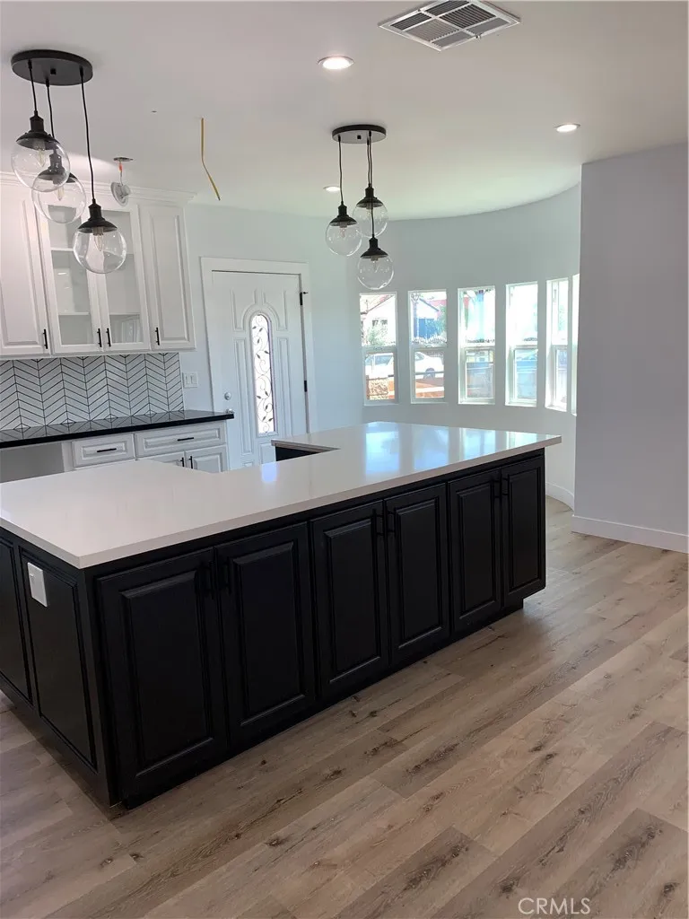 10603 S Osage Inglewood, CA 90304