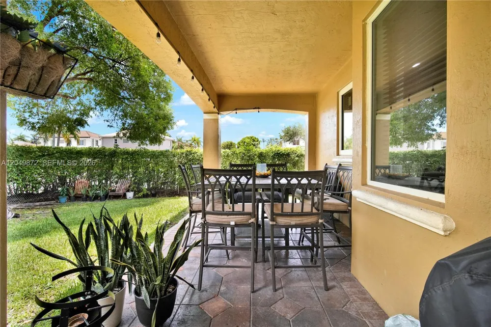 20765 SW 89th Ave Cutler Bay, FL 33189