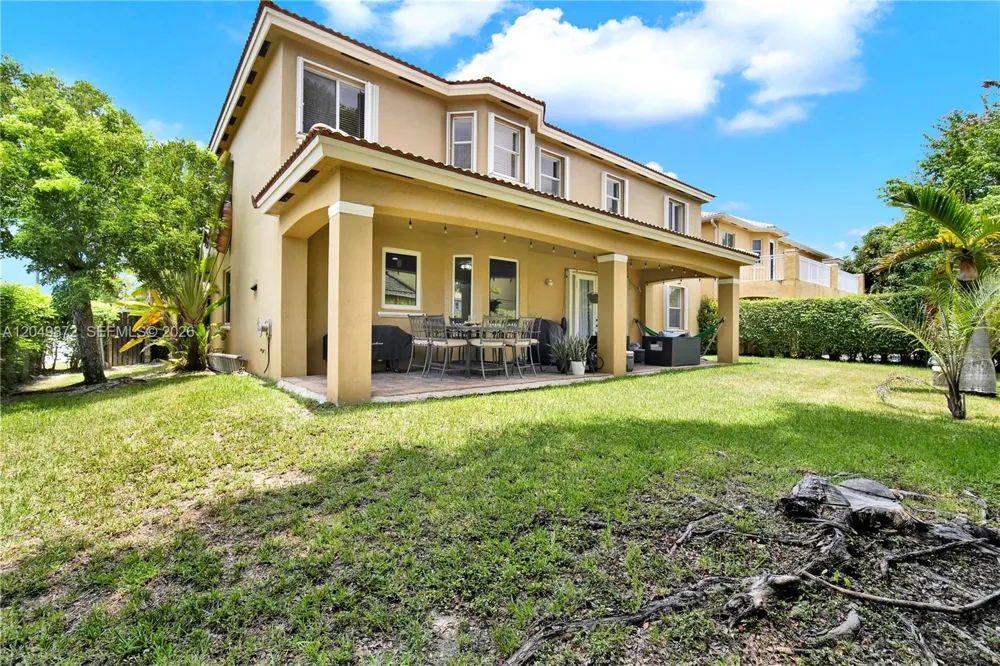 20765 SW 89th Ave Cutler Bay, FL 33189