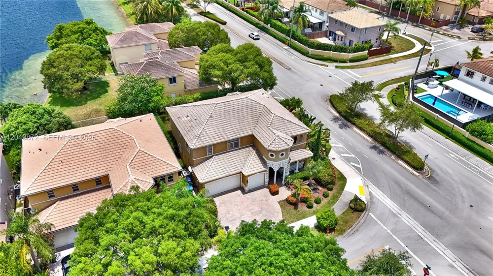 20765 SW 89th Ave Cutler Bay, FL 33189