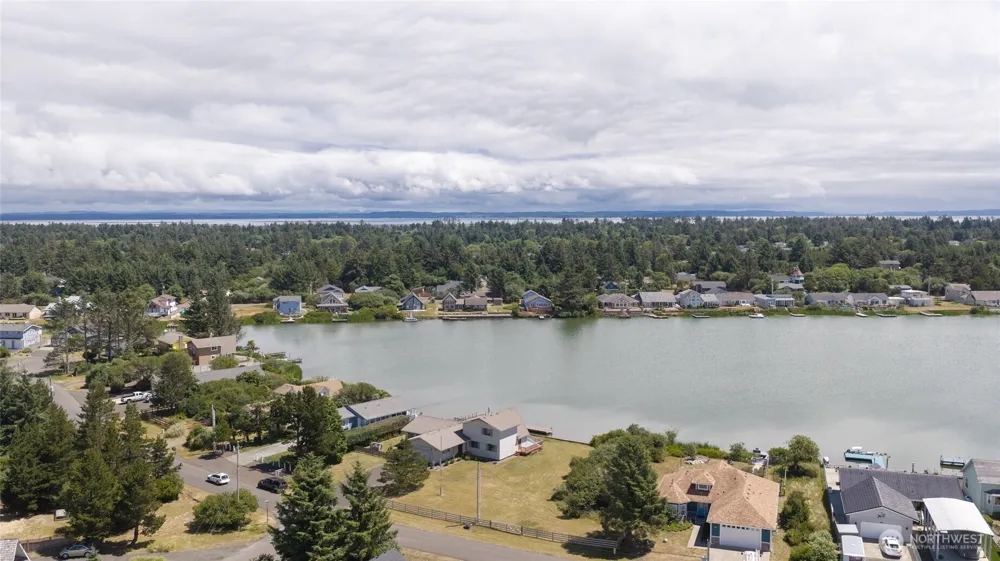 854 Texmar Avenue SW Ocean Shores, WA 98569