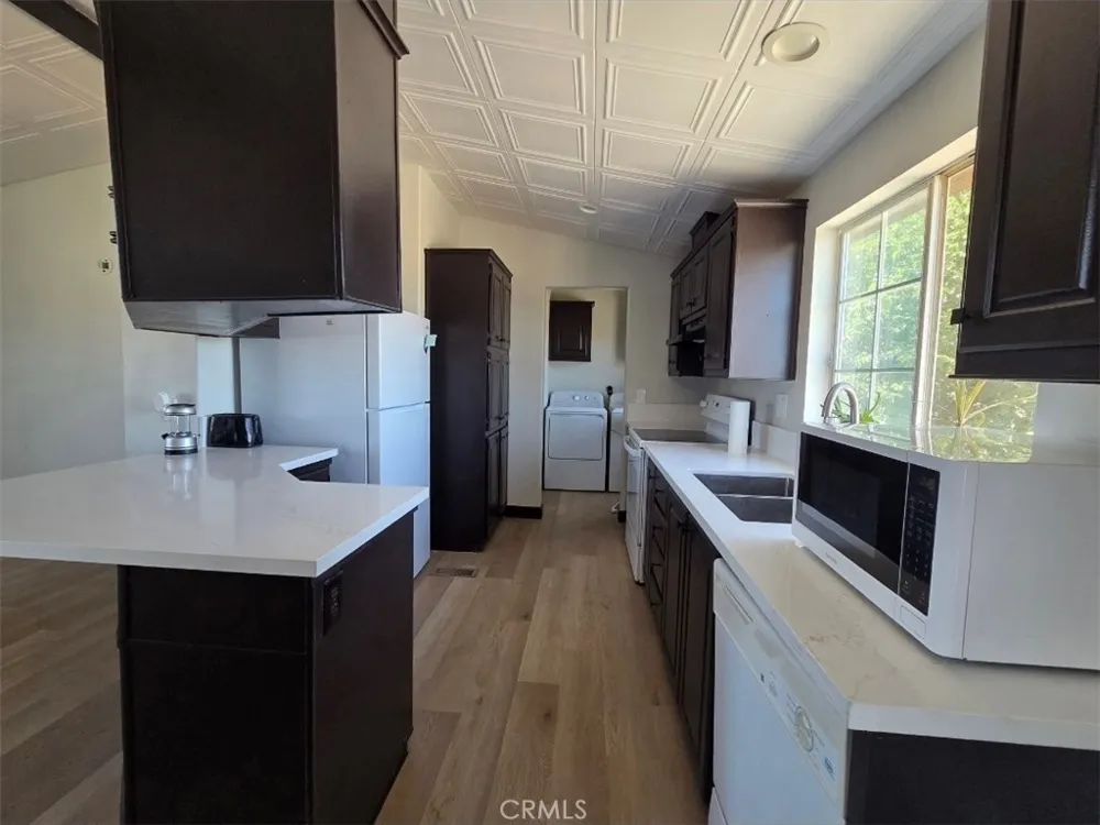1338 Madrid Place Pinon Hills, CA 92372