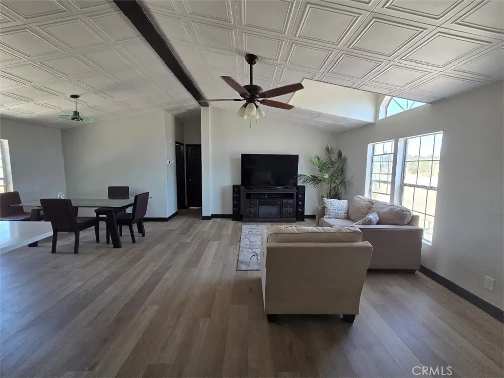 1338 Madrid Place Pinon Hills, CA 92372