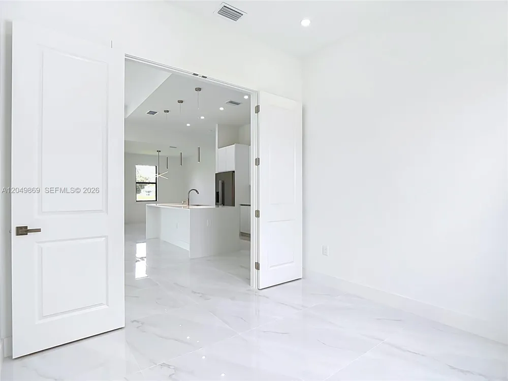 3813 SW 26TH Street Lehigh Acres, FL 33976