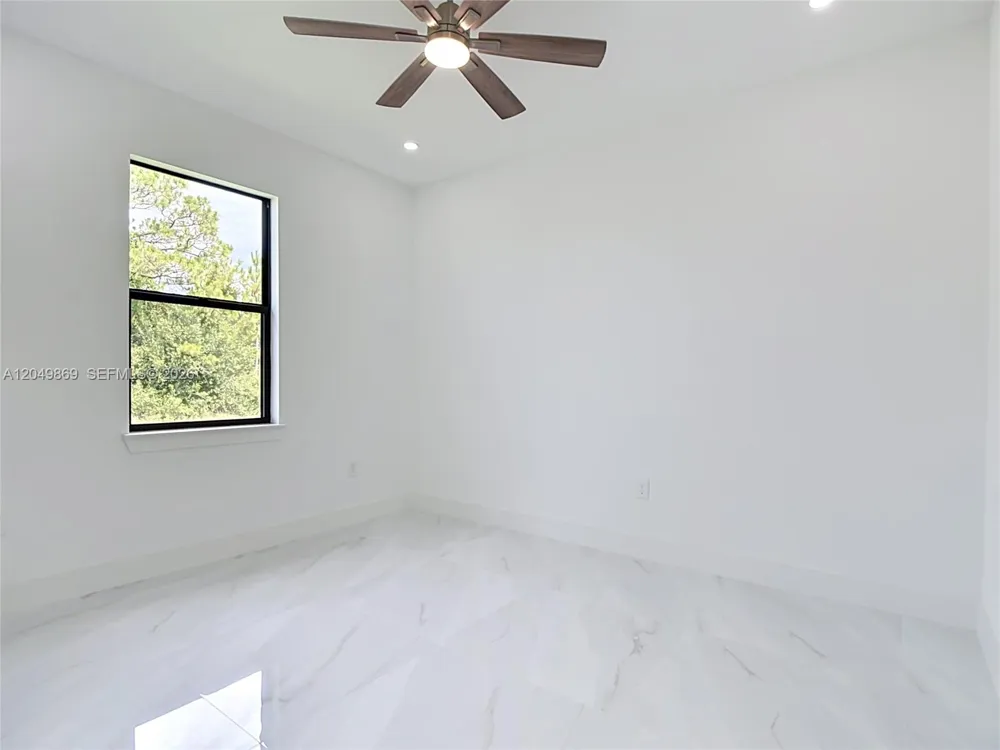 3813 SW 26TH Street Lehigh Acres, FL 33976