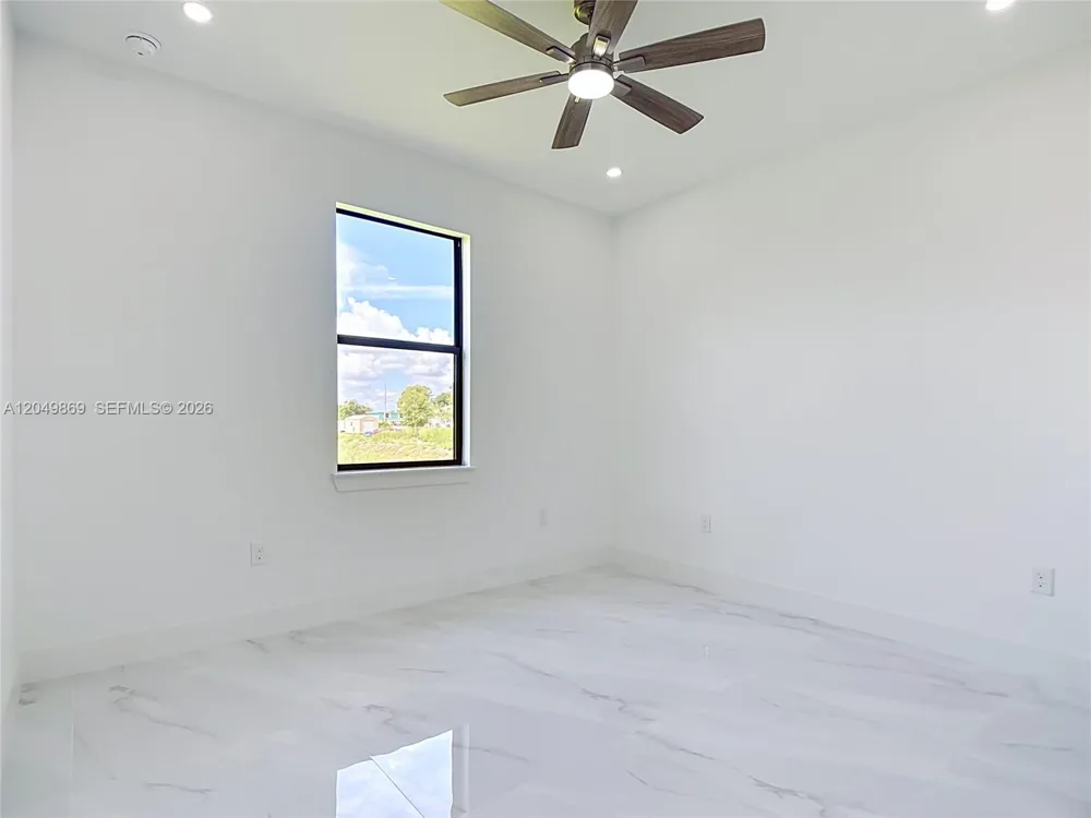 3813 SW 26TH Street Lehigh Acres, FL 33976