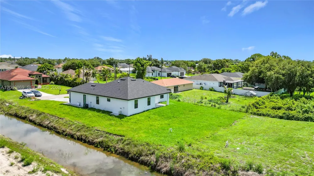 3813 SW 26TH Street Lehigh Acres, FL 33976