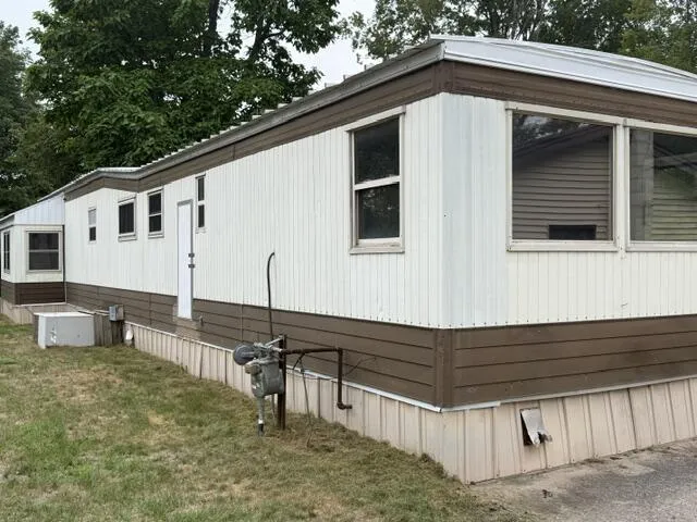 4170 S Riverview Drive S Hesperia, MI 49421