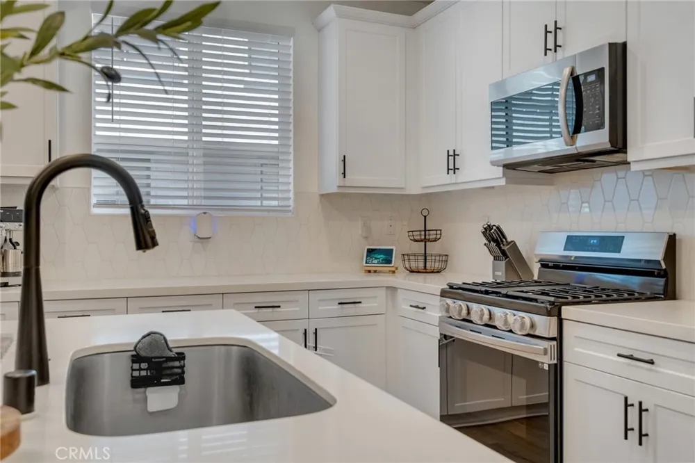 4085 E Liliana Paseo #69 Ontario, CA 91764