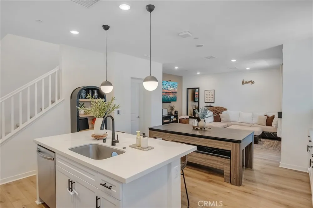4085 E Liliana Paseo #69 Ontario, CA 91764