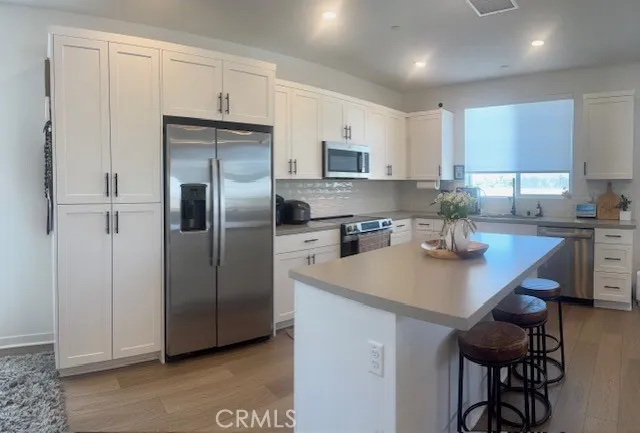 5956 Altyn Drive Eastvale, CA 92880
