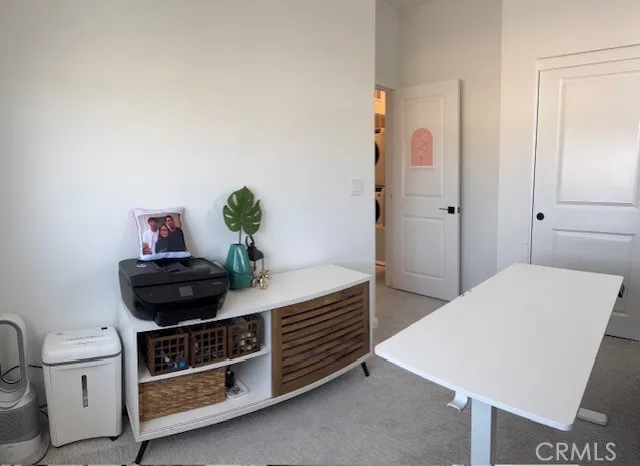 5956 Altyn Drive Eastvale, CA 92880