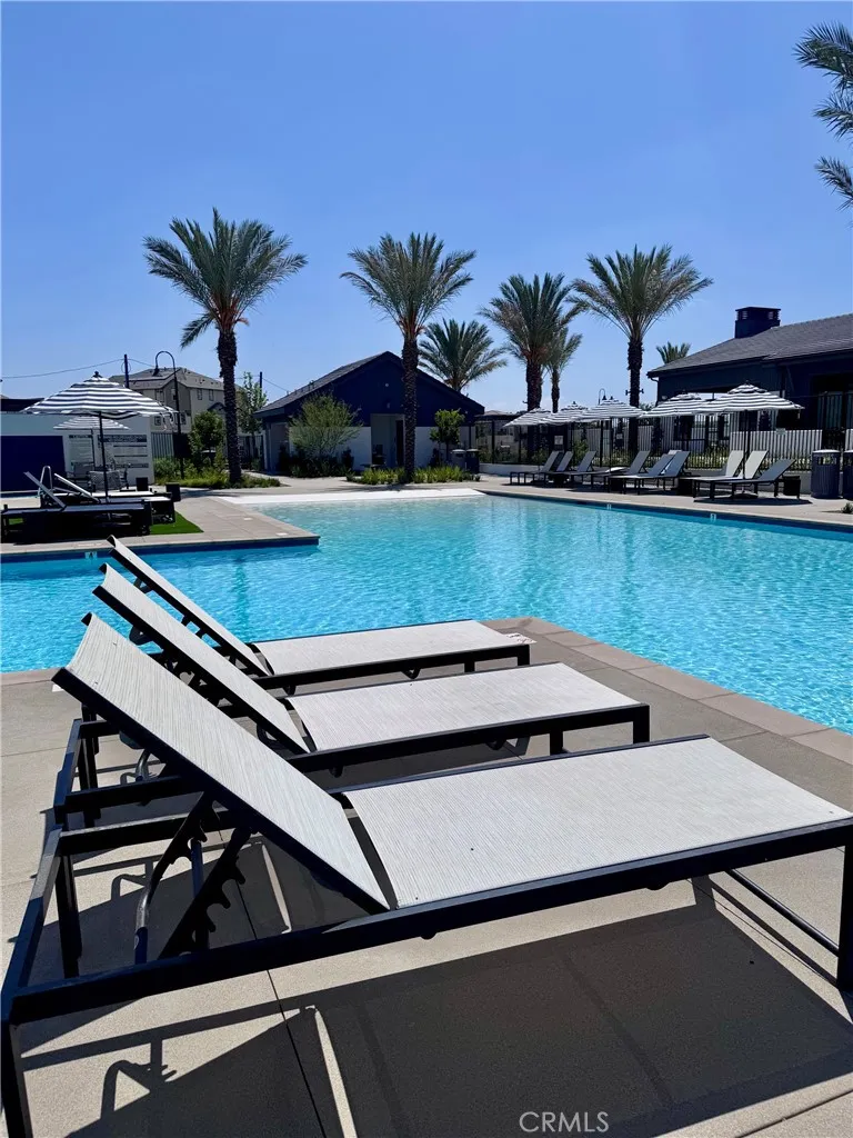 5956 Altyn Drive Eastvale, CA 92880