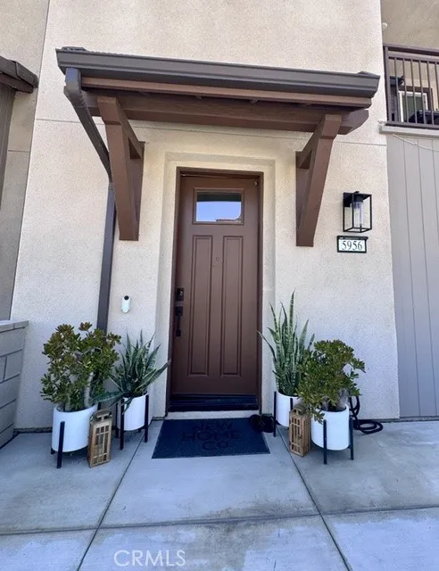 5956 Altyn Drive Eastvale, CA 92880