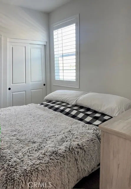 5956 Altyn Drive Eastvale, CA 92880