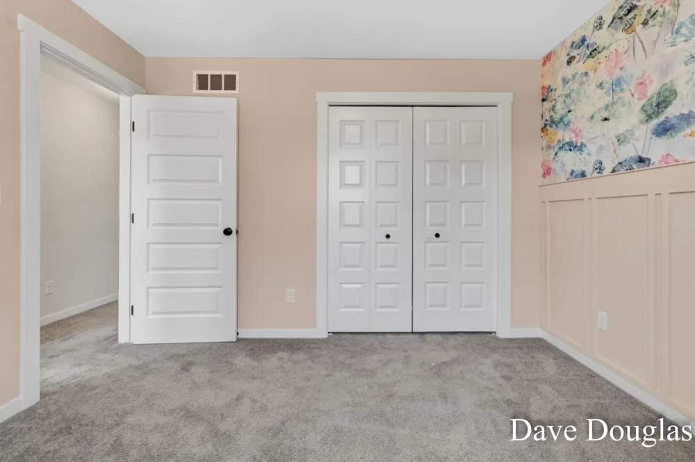 237 Young Court Rockford, MI 49341