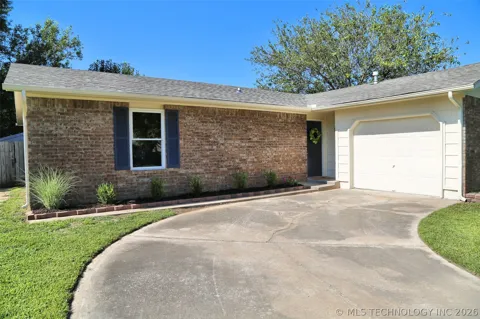 1262 E 140th Street