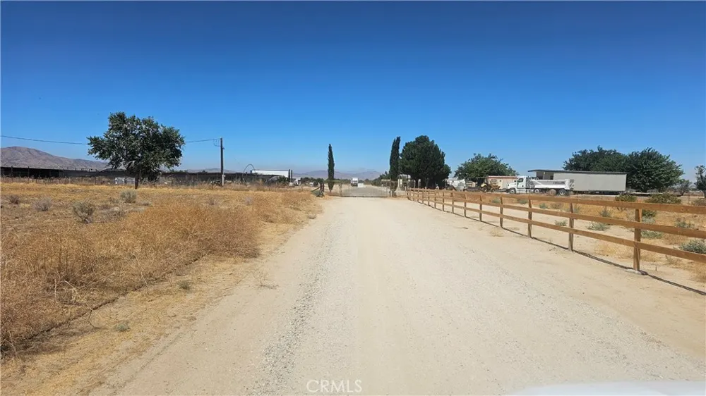 T6 Sun Village, CA 93543