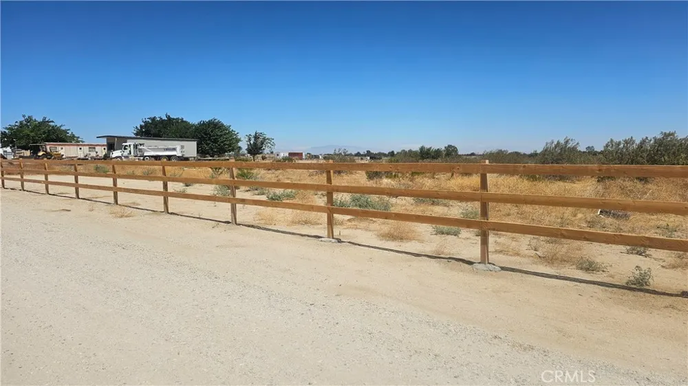 T6 Sun Village, CA 93543