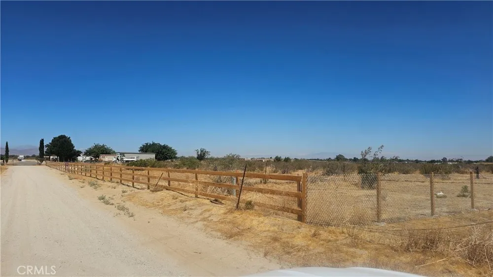 T6 Sun Village, CA 93543