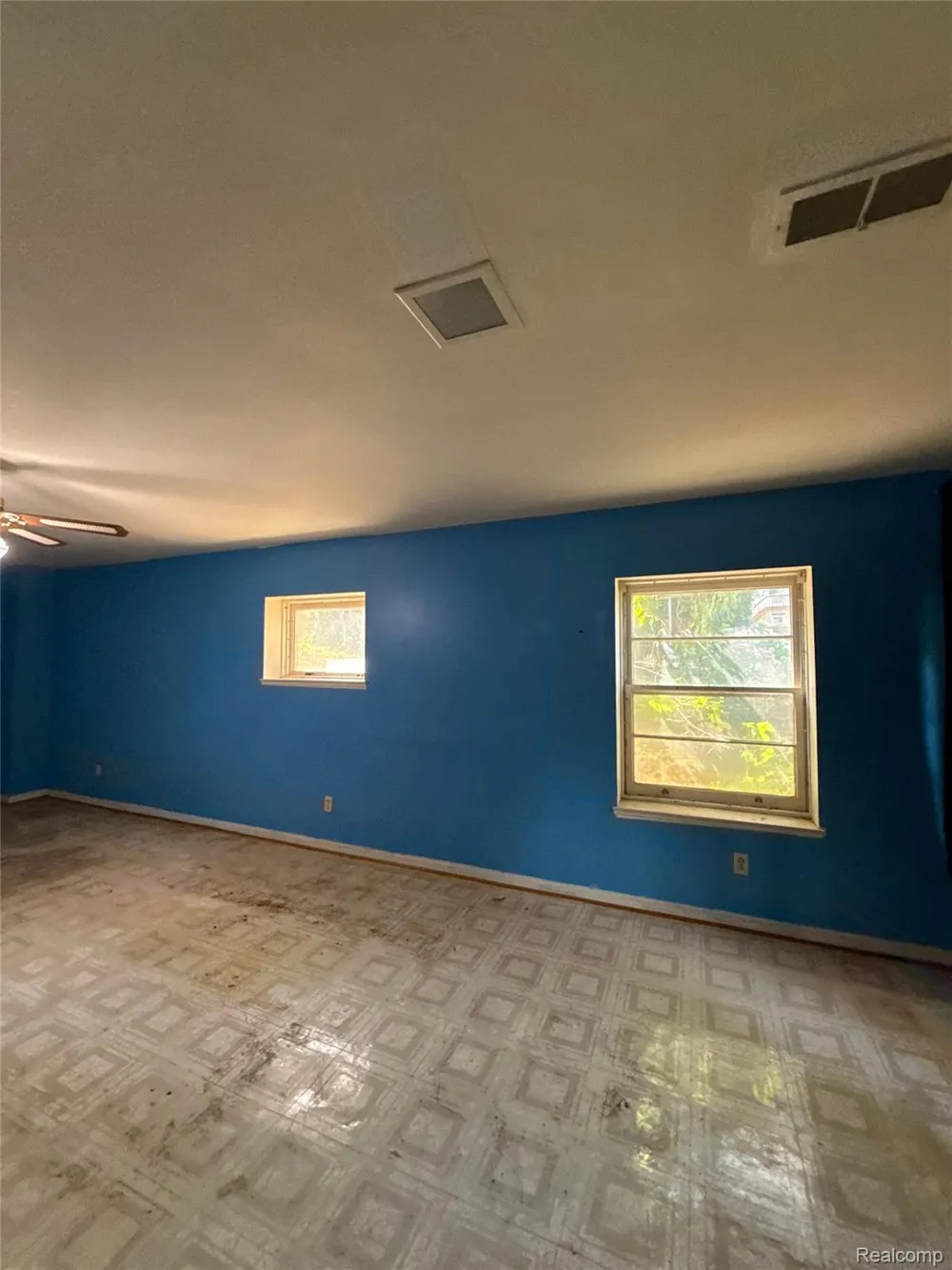 5910 Lakewood Boulevard Clarkston City, MI 48346