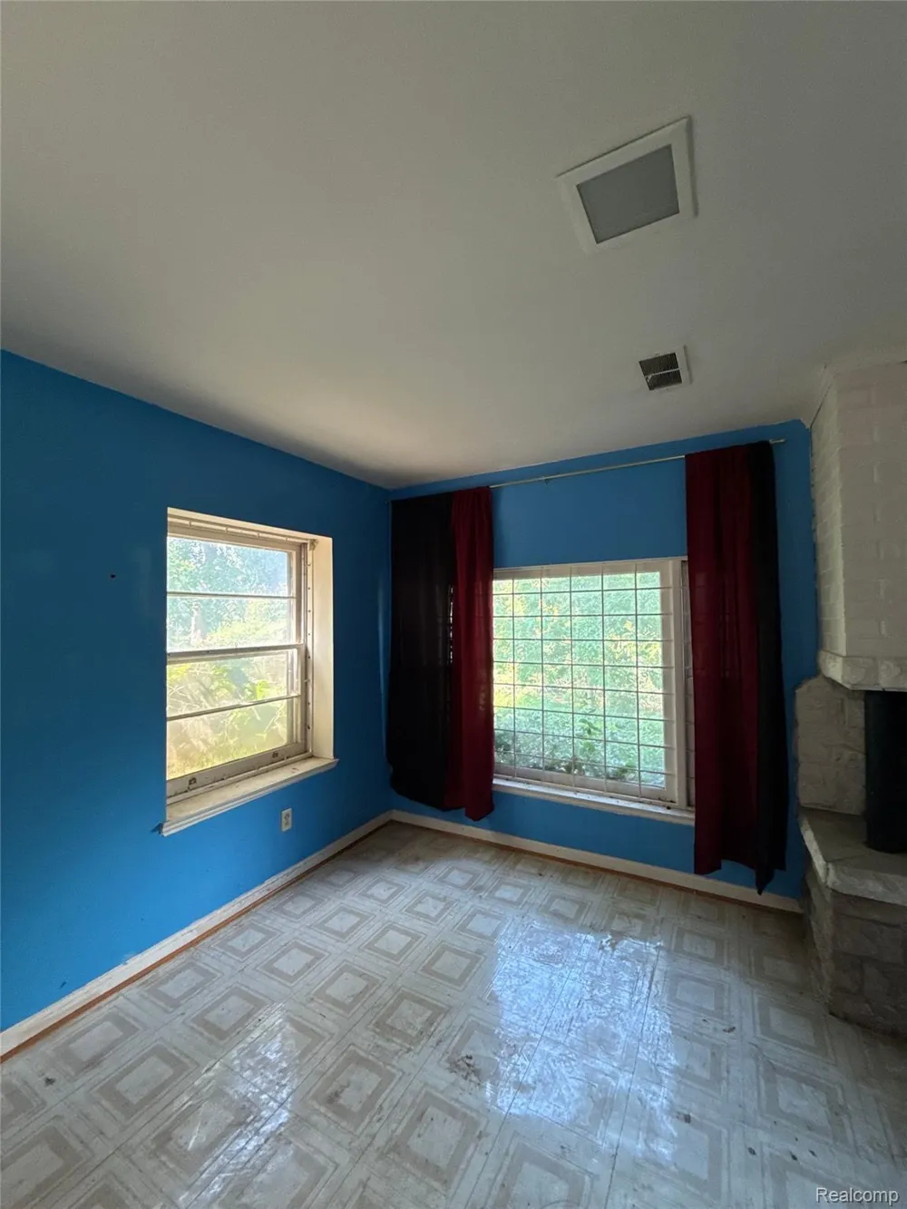5910 Lakewood Boulevard Clarkston City, MI 48346