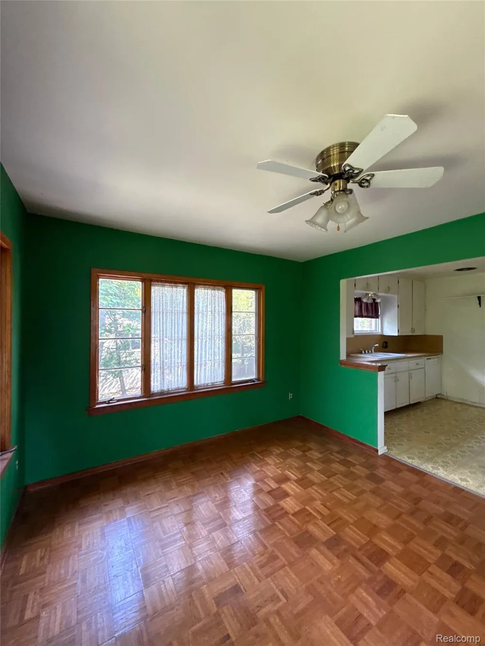 5910 Lakewood Boulevard Clarkston City, MI 48346