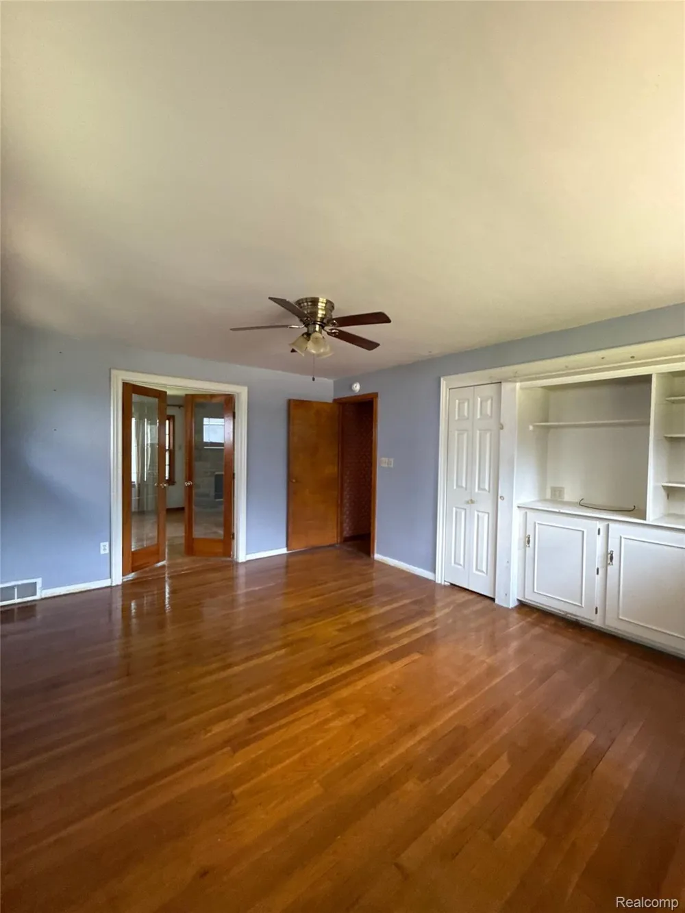 5910 Lakewood Boulevard Clarkston City, MI 48346