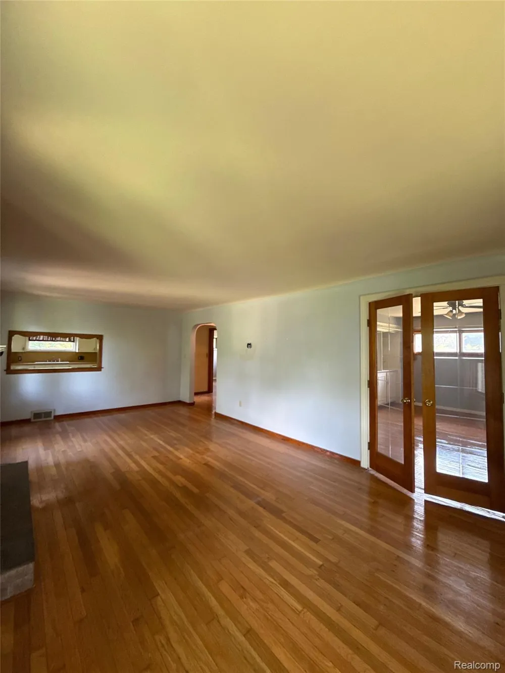 5910 Lakewood Boulevard Clarkston City, MI 48346