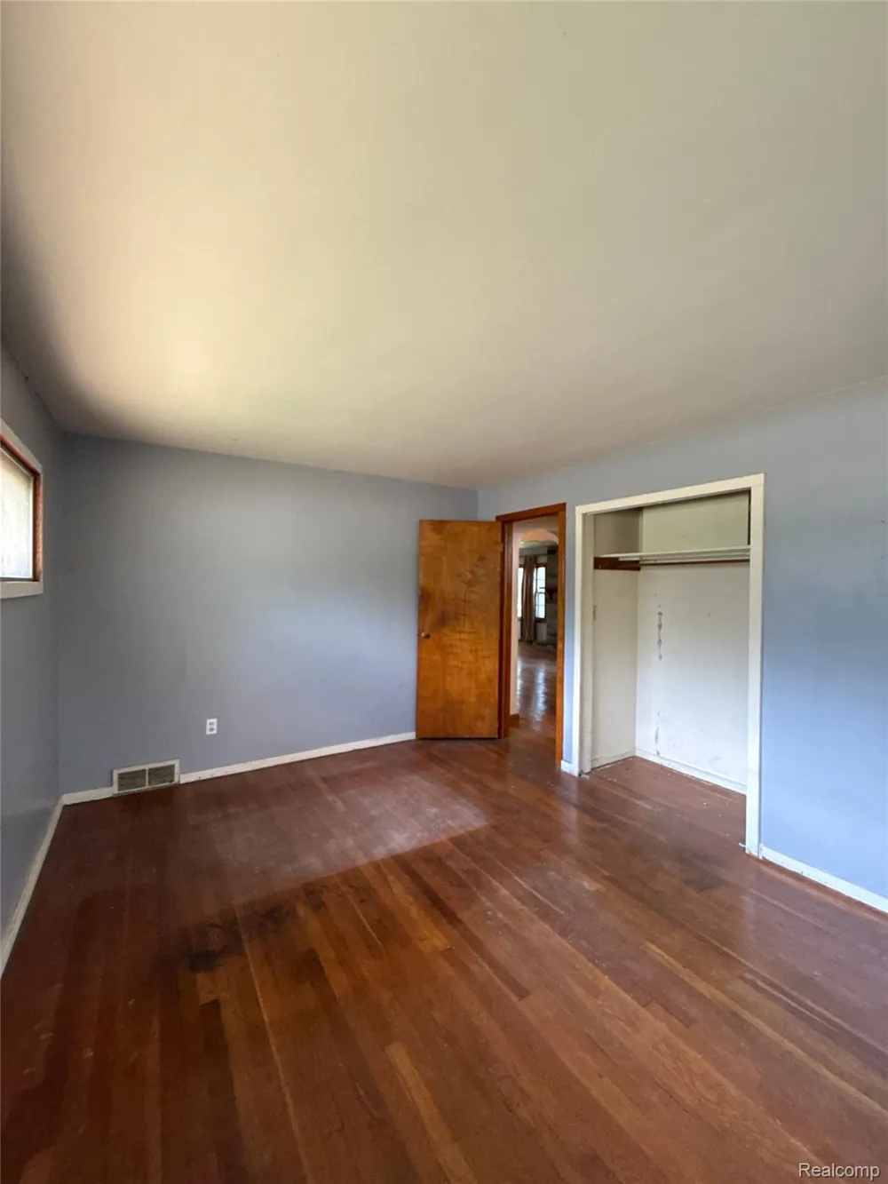 5910 Lakewood Boulevard Clarkston City, MI 48346