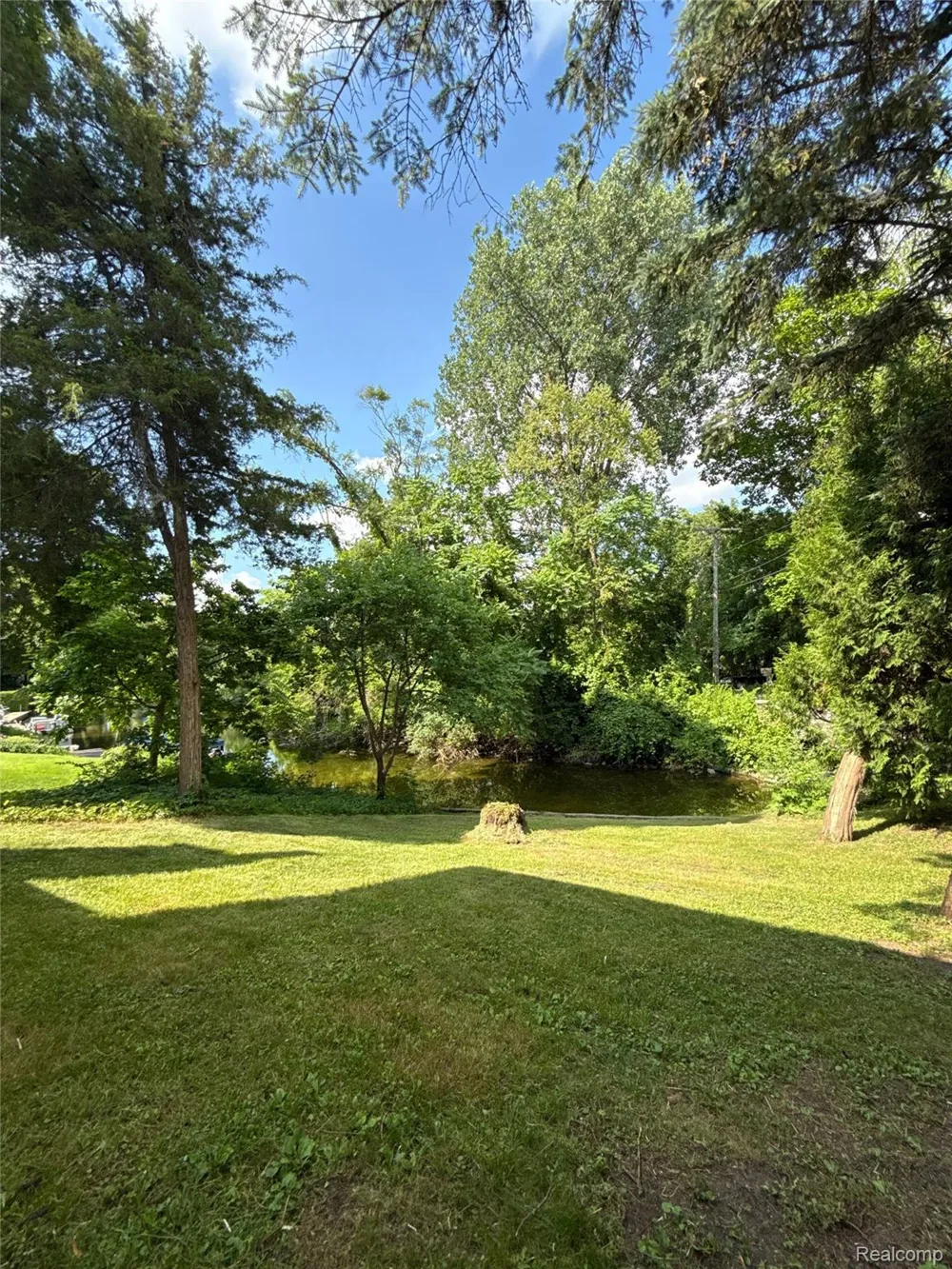 5910 Lakewood Boulevard Clarkston City, MI 48346