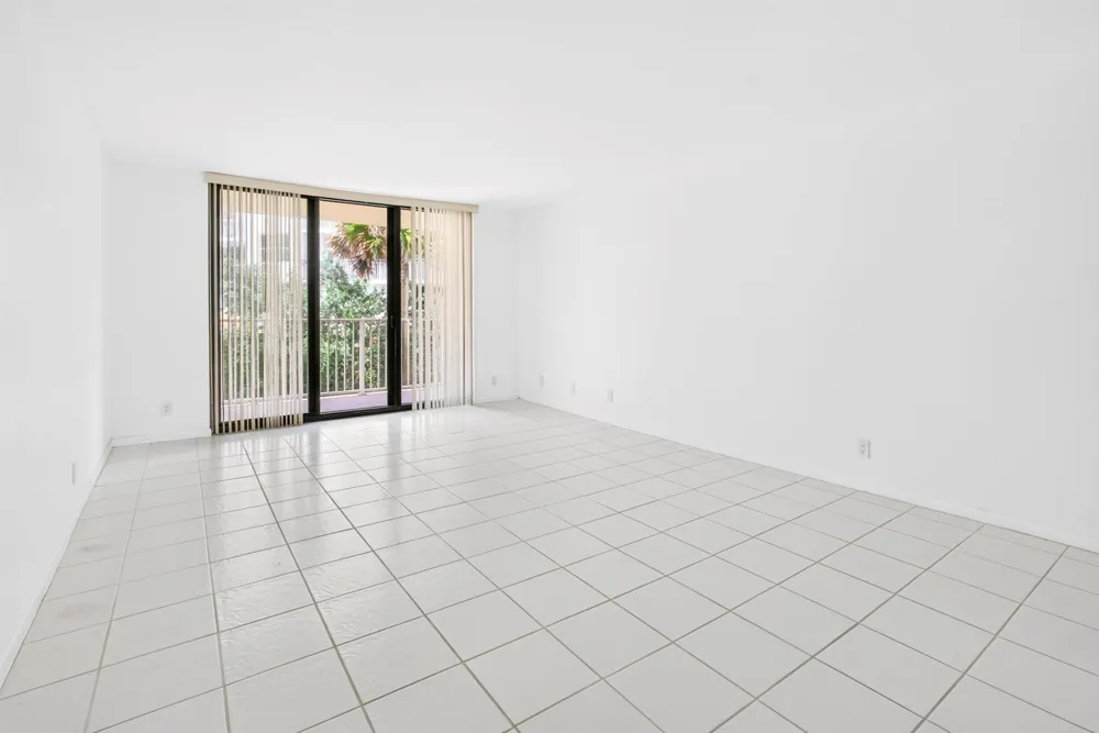 3540 S Ocean Boulevard #208 South Palm Beach, FL 33480