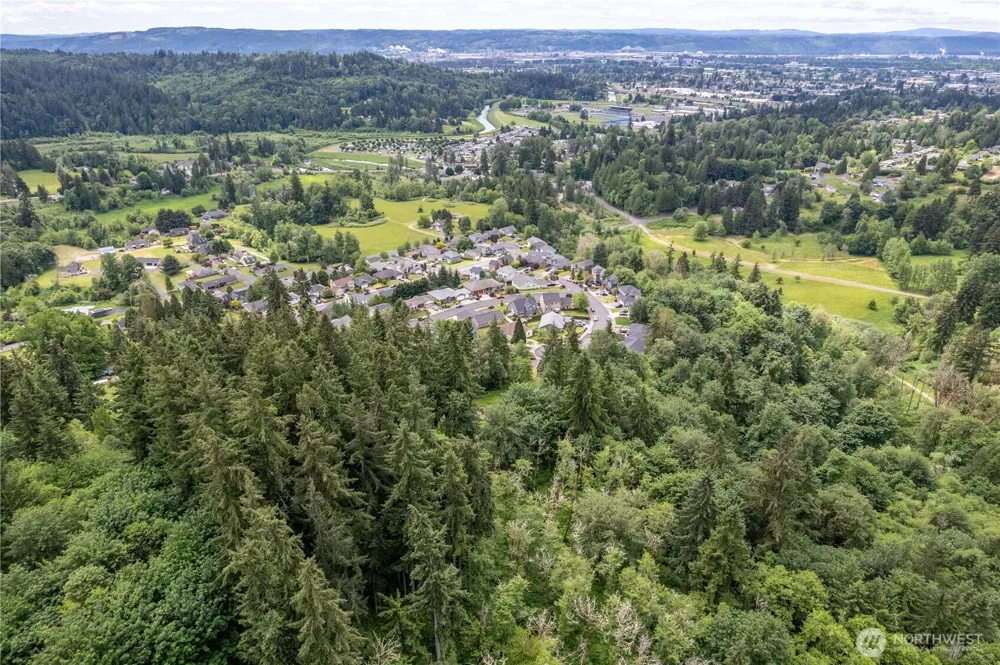 945 Edinburgh Court Kelso, WA 98626