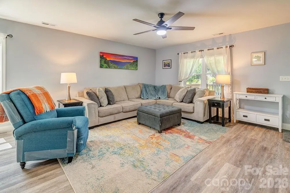 40 Quinn Hill Lane Mars Hill, NC 28754