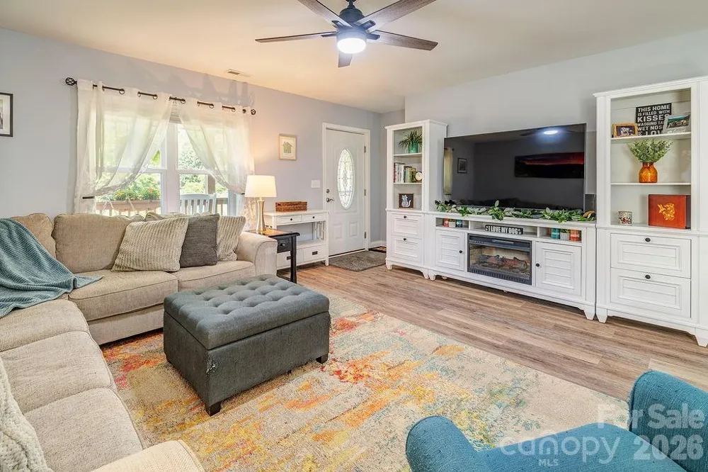 40 Quinn Hill Lane Mars Hill, NC 28754