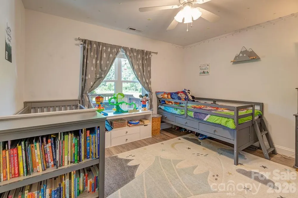 40 Quinn Hill Lane Mars Hill, NC 28754