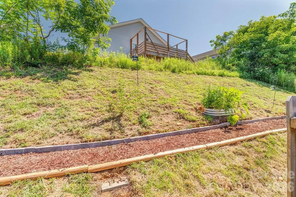 40 Quinn Hill Lane Mars Hill, NC 28754