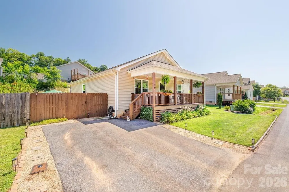 40 Quinn Hill Lane Mars Hill, NC 28754