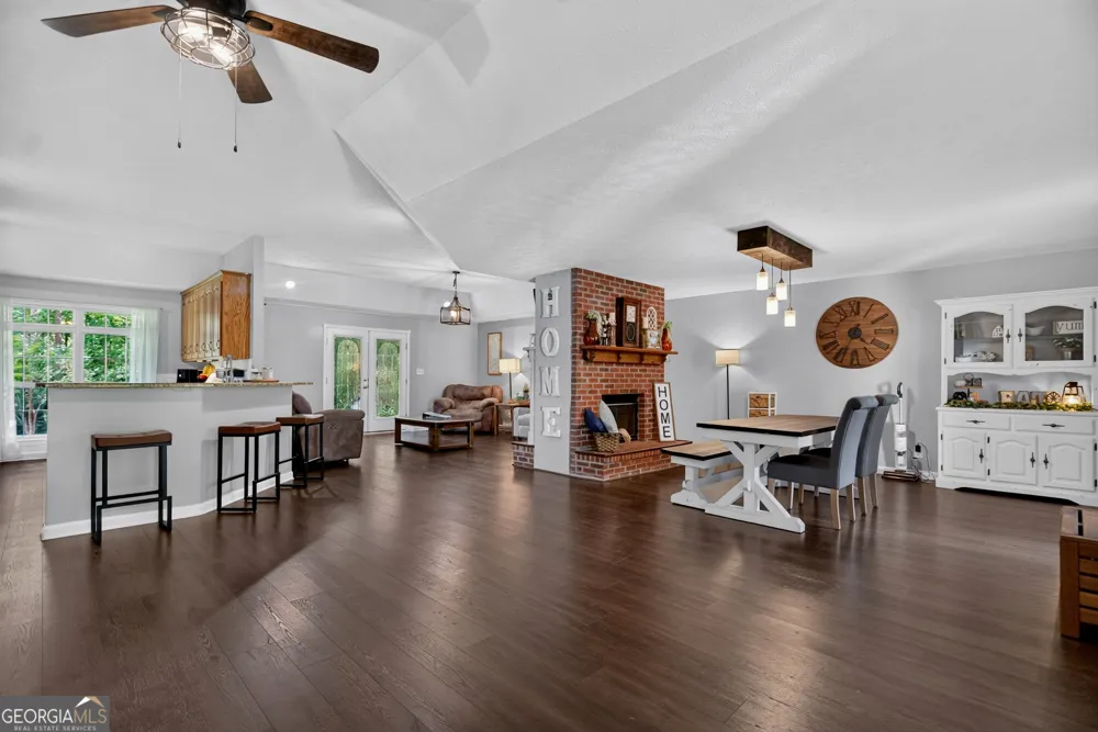 291 Wright RD Pine Mountain, GA 31822