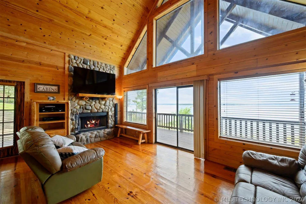 44 Lakeside Ridge Road Hugo, OK 74743
