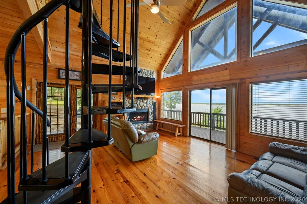 44 Lakeside Ridge Road Hugo, OK 74743