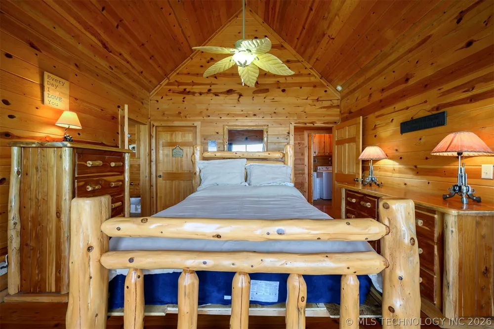 44 Lakeside Ridge Road Hugo, OK 74743