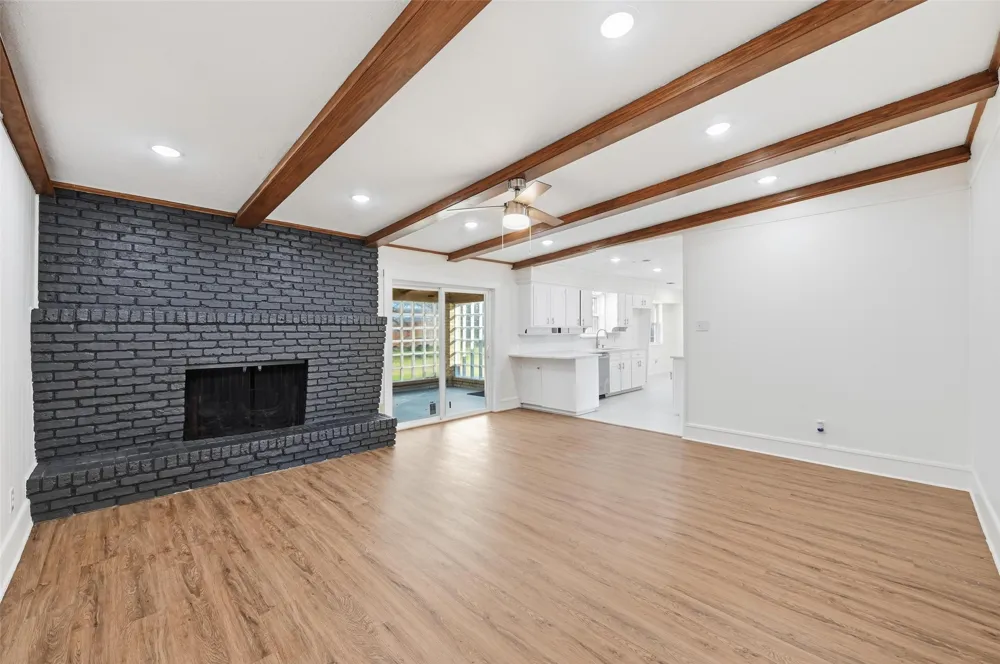 3301 Peachtree Lane Pantego, TX 76013