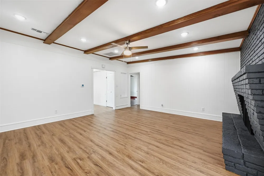 3301 Peachtree Lane Pantego, TX 76013