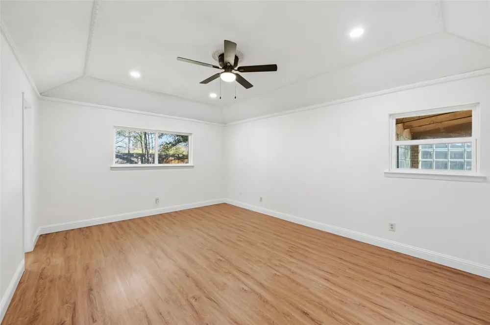 3301 Peachtree Lane Pantego, TX 76013