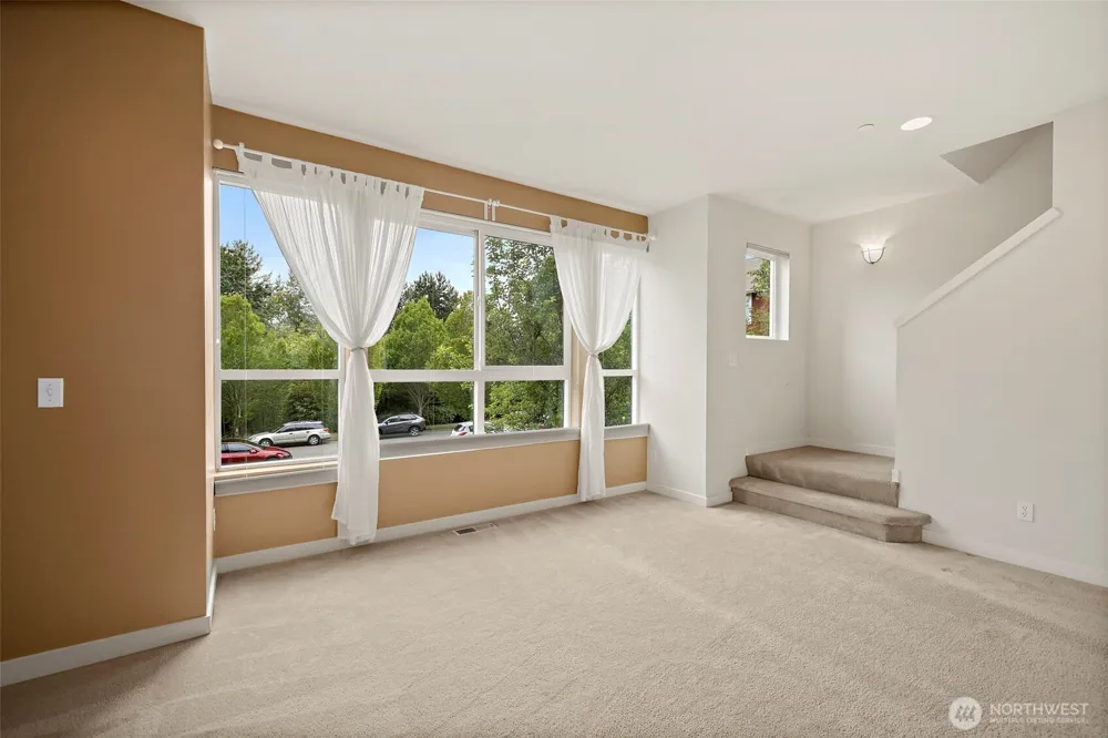 1748 24th Avenue NE Issaquah, WA 98029