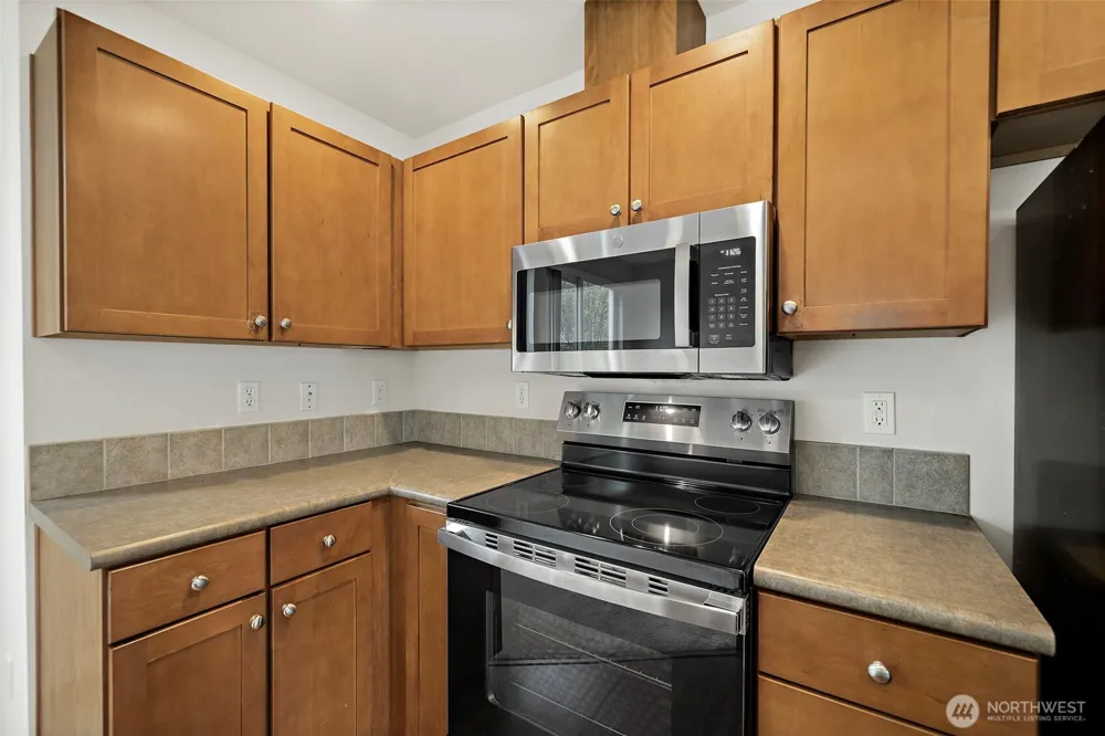 1748 24th Avenue NE Issaquah, WA 98029