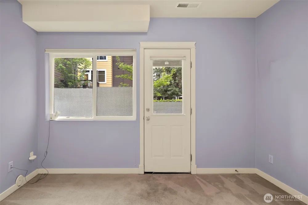 1748 24th Avenue NE Issaquah, WA 98029
